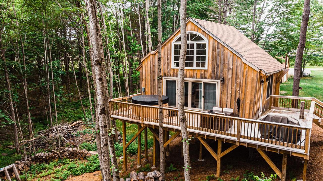 Moonlight Treehouse At Belgrade Hospitality Villa Luaran gambar