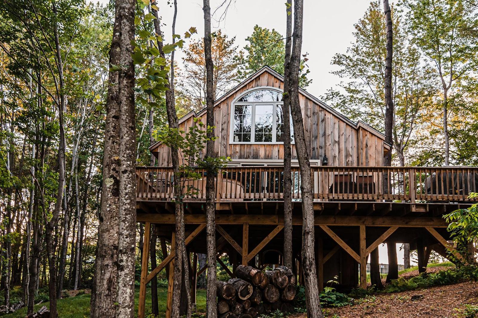Moonlight Treehouse At Belgrade Hospitality Villa Luaran gambar